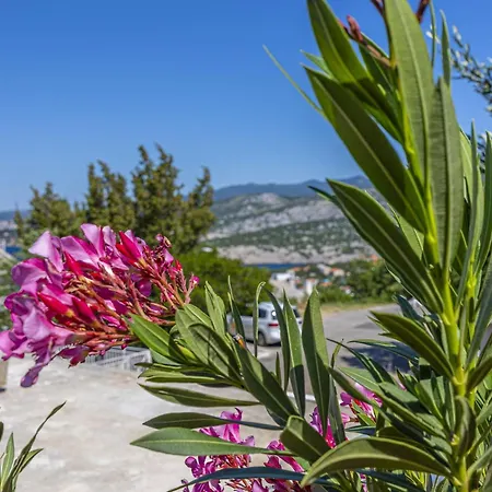 Holiday Home With Pool In Klenovica Dom wakacyjny