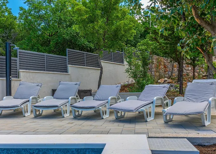 Holiday Home With Pool In Klenovica * Klenovica